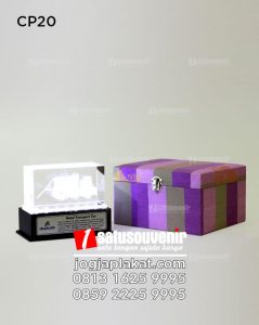 Plakat Kristal Metal Transport Car