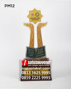 PM12 Piala MTQ Piala Bergilir Prodi Matematika Universitas Islam Sunan Ampel Surabaya