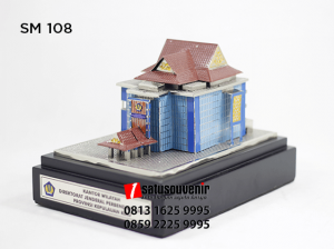 Souvenir Miniatur Gedung Kanwil DJPb Prov....