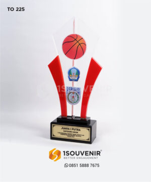 Piala Olahraga Turnamen Bola Basket Wakil...