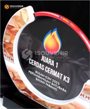 Plakat Akrilik Cerdas Cermat Bulan K3N 2023