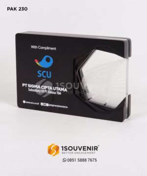 Plakat Kayu Akrilik SCU