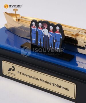 Miniatur Kapal Pertamina Marine Solution