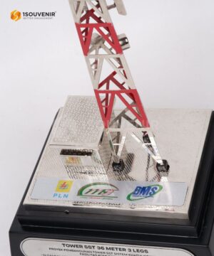 Miniatur Tower SST Sistem Khatulistiwa &...