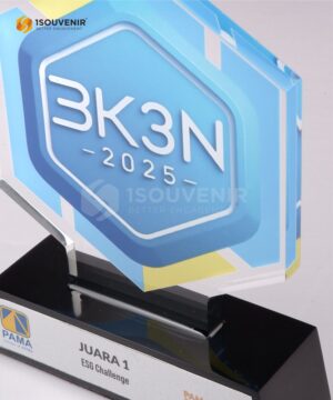 Plakat Akrilik BK3N 2025 Juara ESG Challenge...