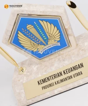 Plakat Pen Holder Kementerian Keuangan Provinsi...