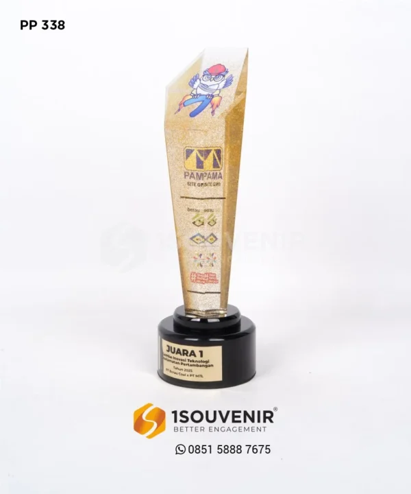 PP338 Piala Penghargaan Lomba Inovasi Teknologi