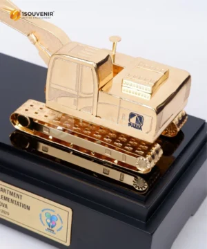 Miniatur Excavator Best Departement PT PAMA...