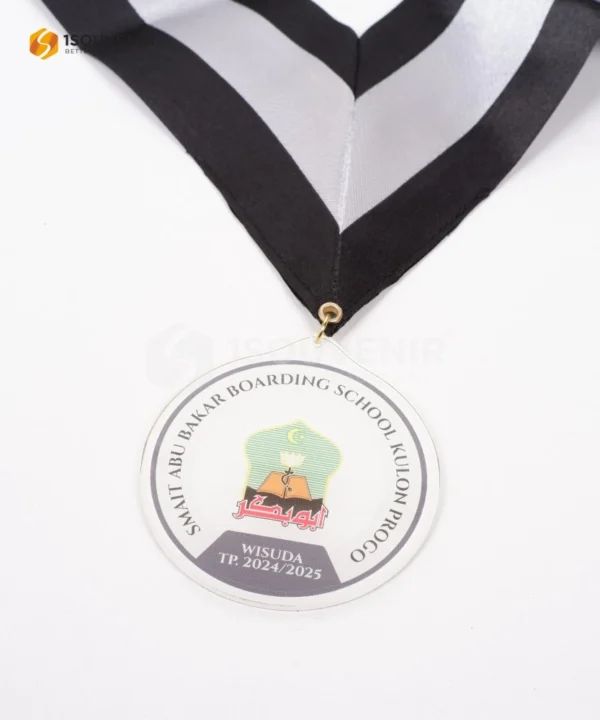 DETAIL-MED325 Medali Wisuda SMA IT Abu Bakar