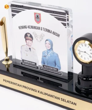 Plakat Pen Holder Jam Pemprov Kalsel