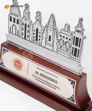 Plakat Logam Ketua BIN Jakarta