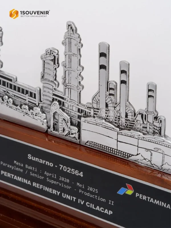 DETAIL-PL325 Plakat Logam Pertamina Refinery Cilacap