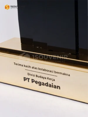 Plakat Logam Ucapan Terima Kasih dari Divisi Budaya Kerja PT Pegadaian