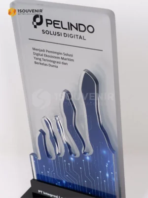 Plakat Akrilik Kenang-kenangan dari Pelindo...