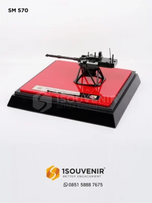 Miniatur Kenang-kenangan Litbanghammat Pussenkav...