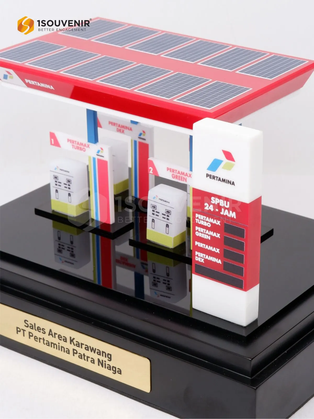 Miniatur SPBU Sales Area Karawang Kenang-kenangan dari PT Pertamina Patra Niaga 2 DETAIL-SM578 Miniatur SPBU Sales Area Karawang