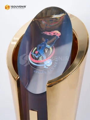 Piala Bergilir Sparta Olympic Penghargaan...