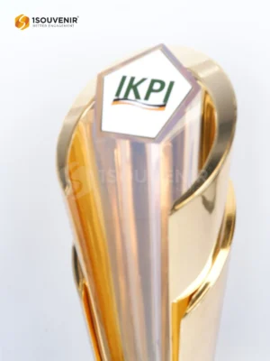 Piala Bergilir Penghargaan Pengurus Cabang...