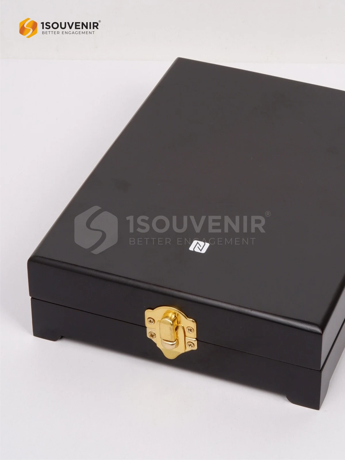 Plakat Kayu Simbol Kerja Sama antara PT Samudera dan Hai Minh Corporation 3 DETAIL2-PK624 Plakat Kayu PT Samudera