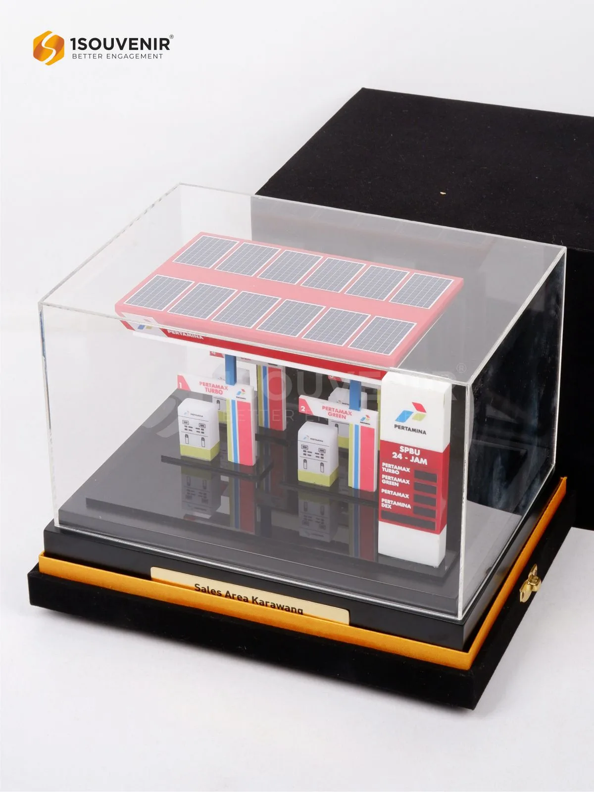 Miniatur SPBU Sales Area Karawang Kenang-kenangan dari PT Pertamina Patra Niaga 3 DETAIL2-SM578 Miniatur SPBU Sales Area Karawang