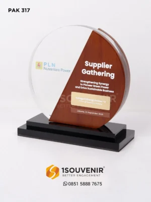 Plakat Kayu Akrilik Supplier Gathering...