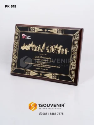 Plakat Kayu Kenang-kenangan dari Asosiasi Perusahaan...