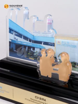 Plakat Akrilik Penyedia Barang...