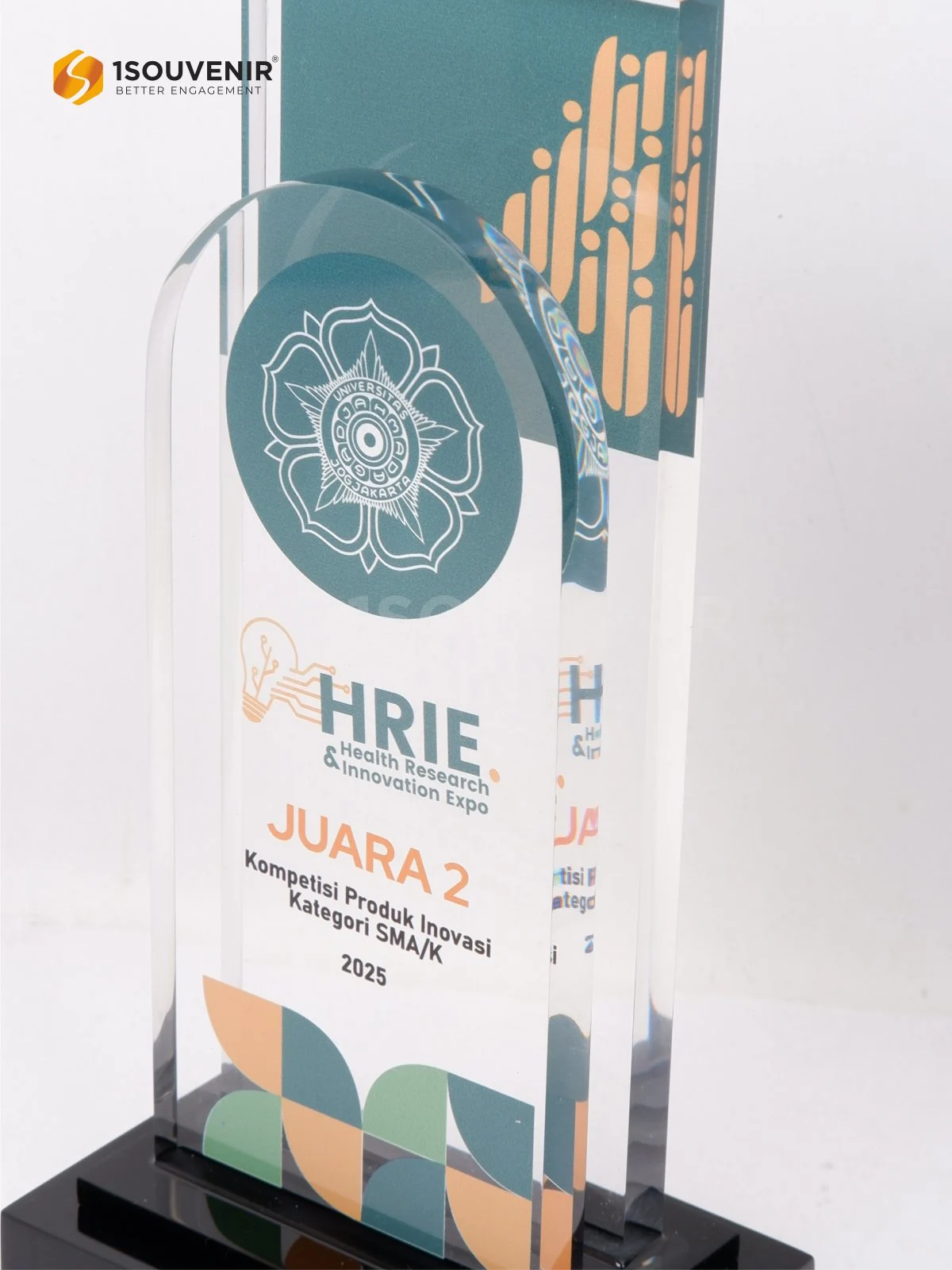 Plakat Akrilik Penghargaan Kompetisi Produk Inovasi Kategori SMA/K Health Research & Innovation Expo 2 DETAIL-PA727 Plakat Akrilik Kompetisi Produk Inovasi