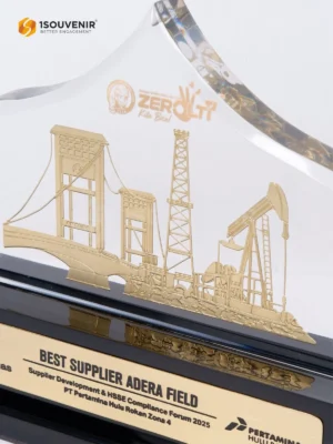 Plakat Akrilik Penghargaan Best...