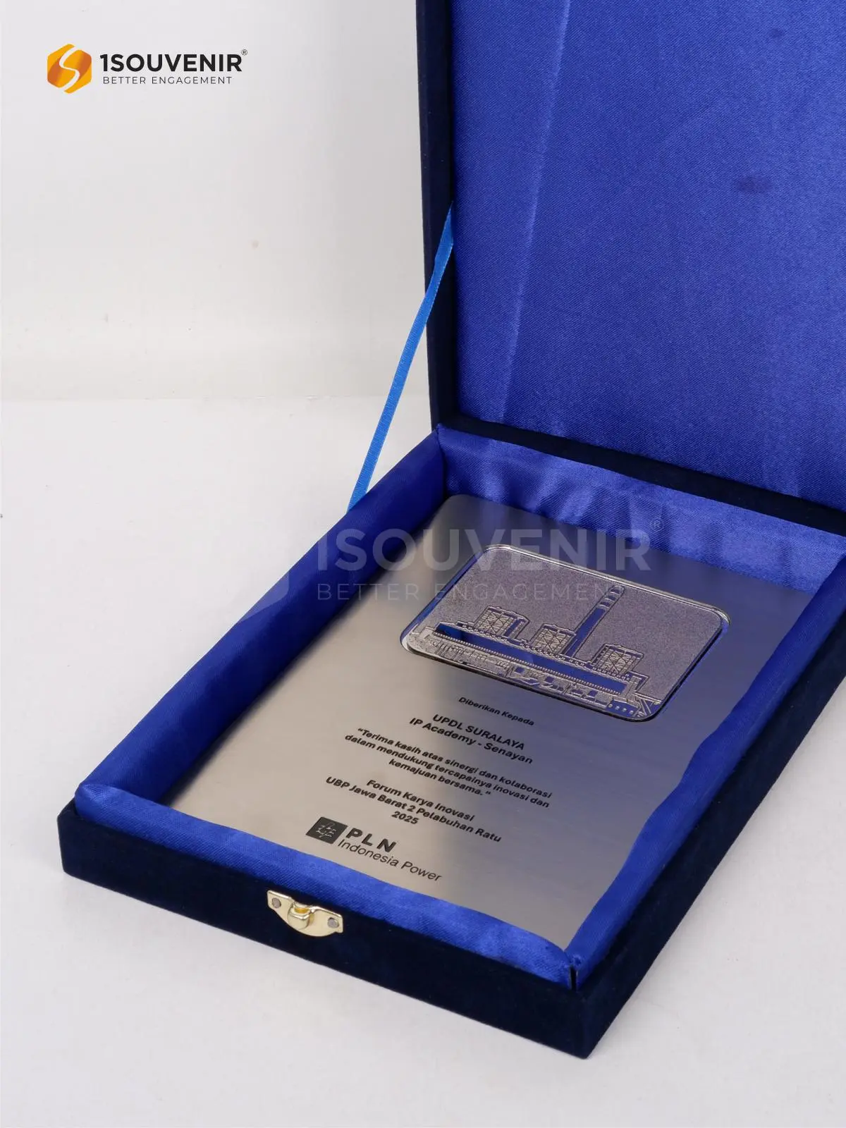 Plakat Logam Forum Karya Inovasi Ucapan Terima Kasih dari PLN Indonesia Power kepada UPDL Surabaya 3 DETAIL2-PL346 Plakat Logam Forum Karya Inovasi