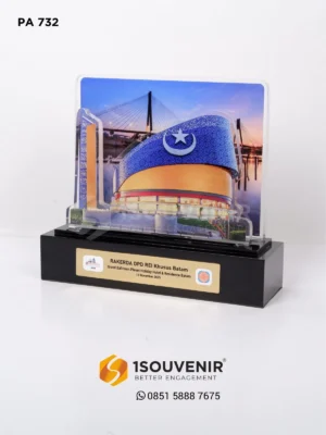 Plakat Akrilik Kenang-kenangan...