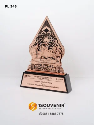 Plakat Logam Penghargaan Anugerah Tata Tirta...