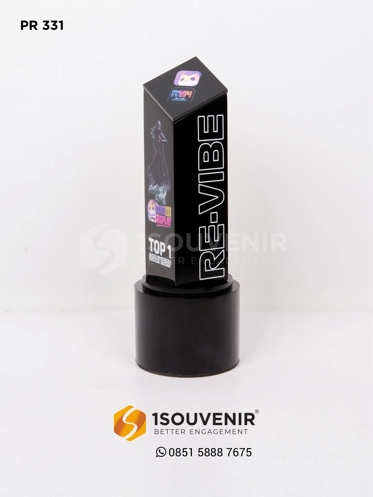 Plakat Resin Penghargaan Top 1 Cosplay Kreatif dalam Event Rivo The Cosplay 1 PR331 Plakat Resin Cosplay Kreatif