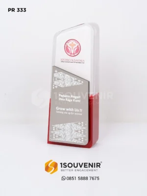 Plakat Resin Kenang-kenangan dari Bentang Nusantara