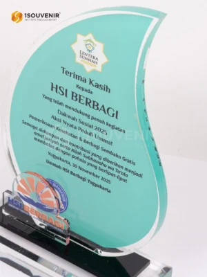 Cara Membangun Brand Perusahaan melalui Souvenir 10 Plakat Akrilik Dakwah Sosial 2025 Ucapan Terima Kasih untuk HSI Berbagi