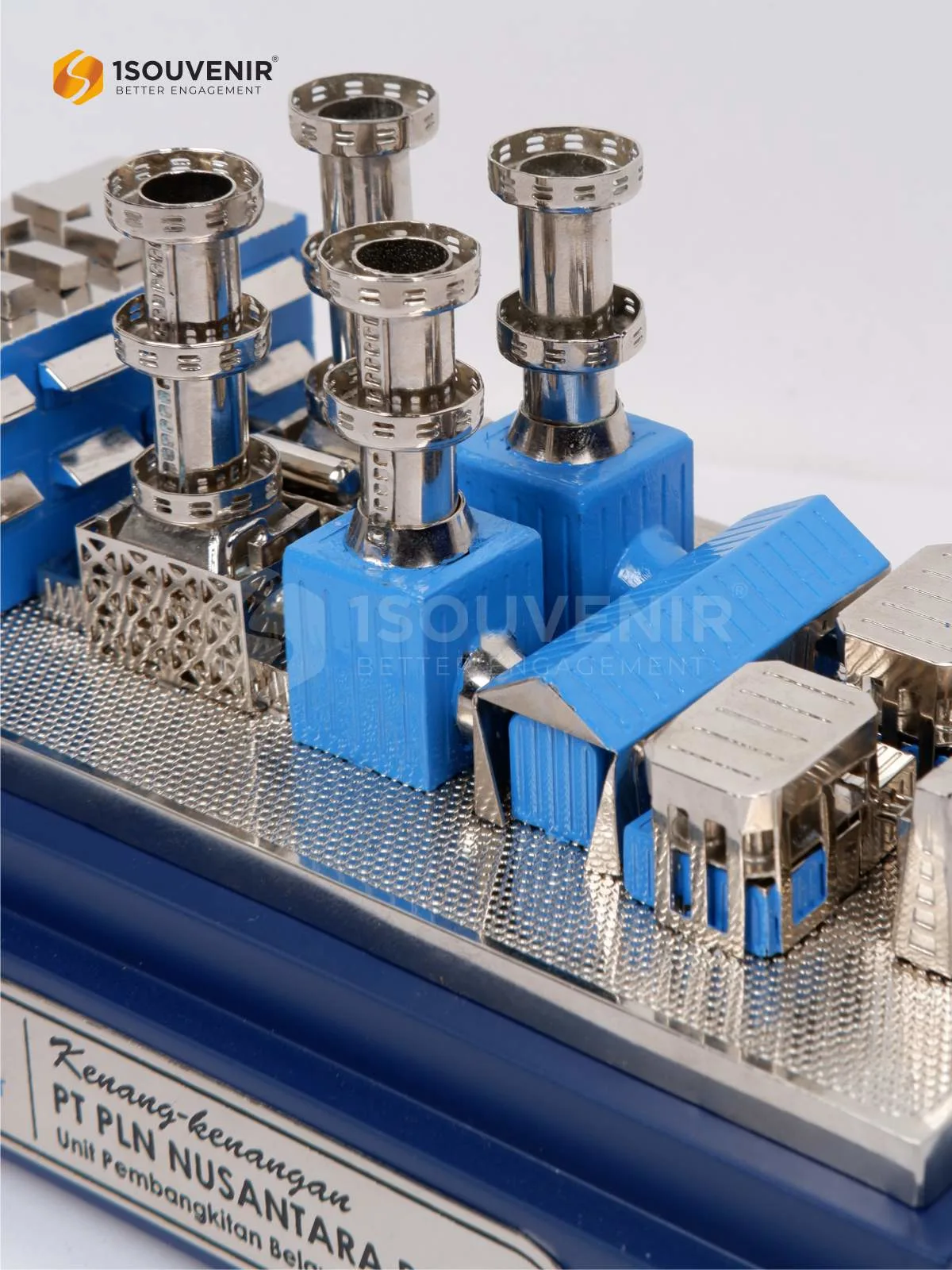 Miniatur Kenang-kenangan dari PT PLN Indonesia Power Unit Pembangkitan Belawan 2 DETAIL-SM586 Miniatur Unit Pembangkitan Belawan