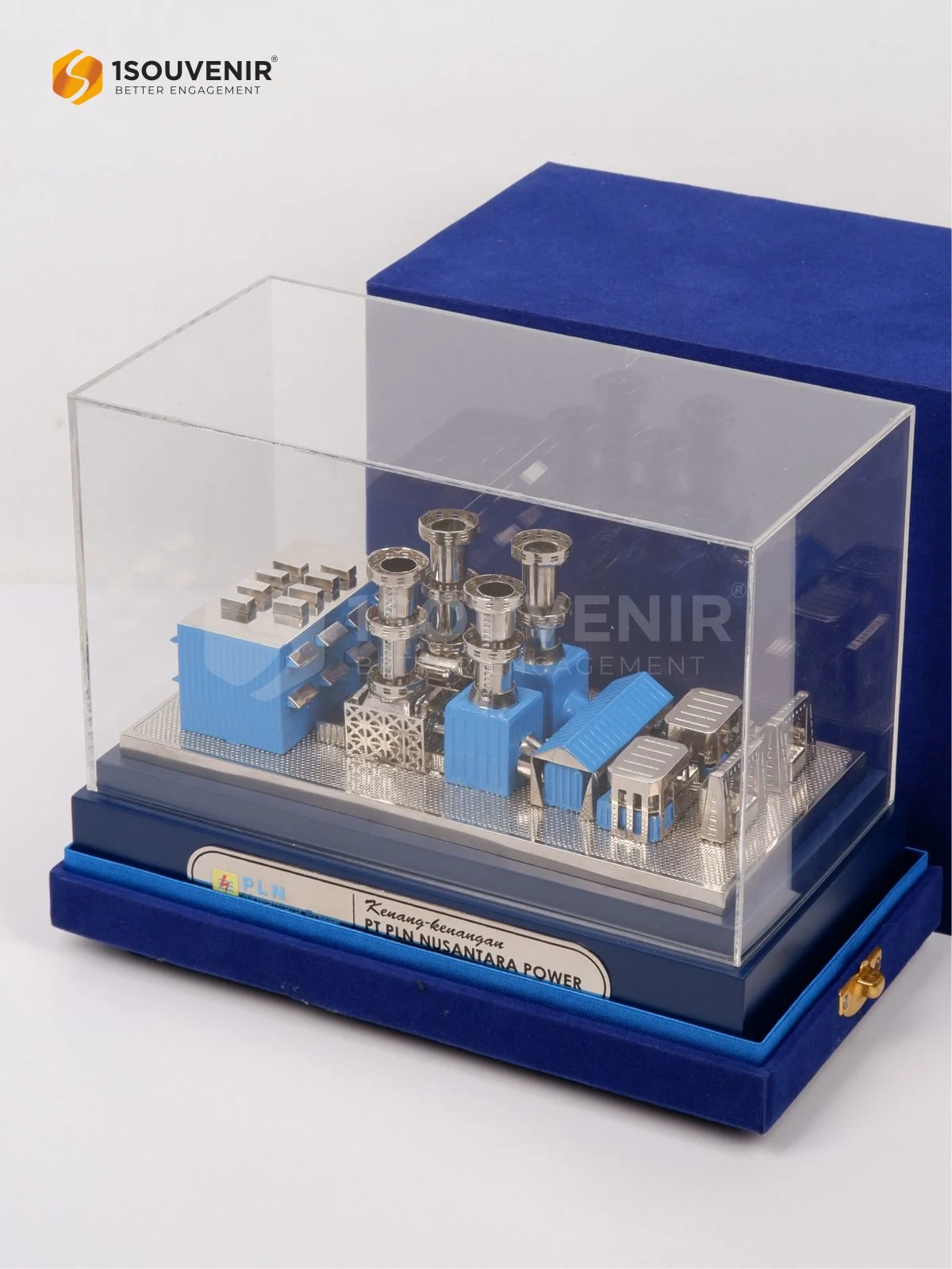 Miniatur Kenang-kenangan dari PT PLN Indonesia Power Unit Pembangkitan Belawan 3 DETAIL2-SM586 Miniatur Unit Pembangkitan Belawan