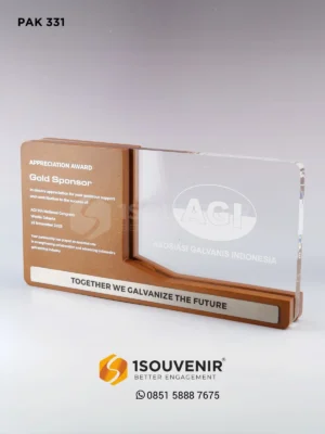Plakat Kayu Akrilik Penghargaan Gold Sponsor...