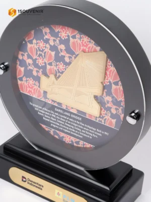 Plakat Kayu Bulat Kenang-kenangan dari PT...