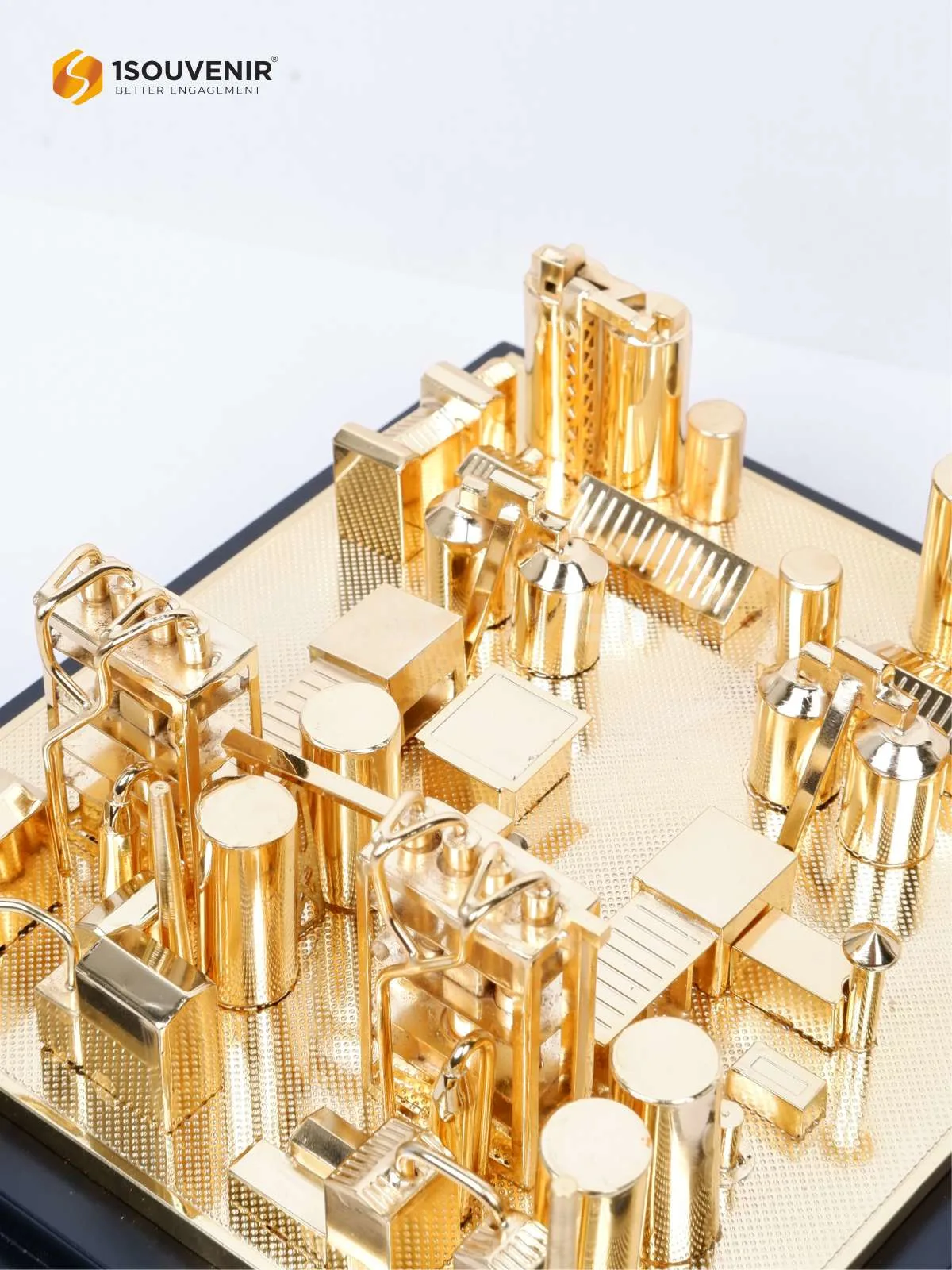 Miniatur Pabrik Kenang-kenangan dari PT Indocement Tunggal Prakarsa 2 DETAIL-SM600 Miniatur Indocement Tunggal Prakarsa