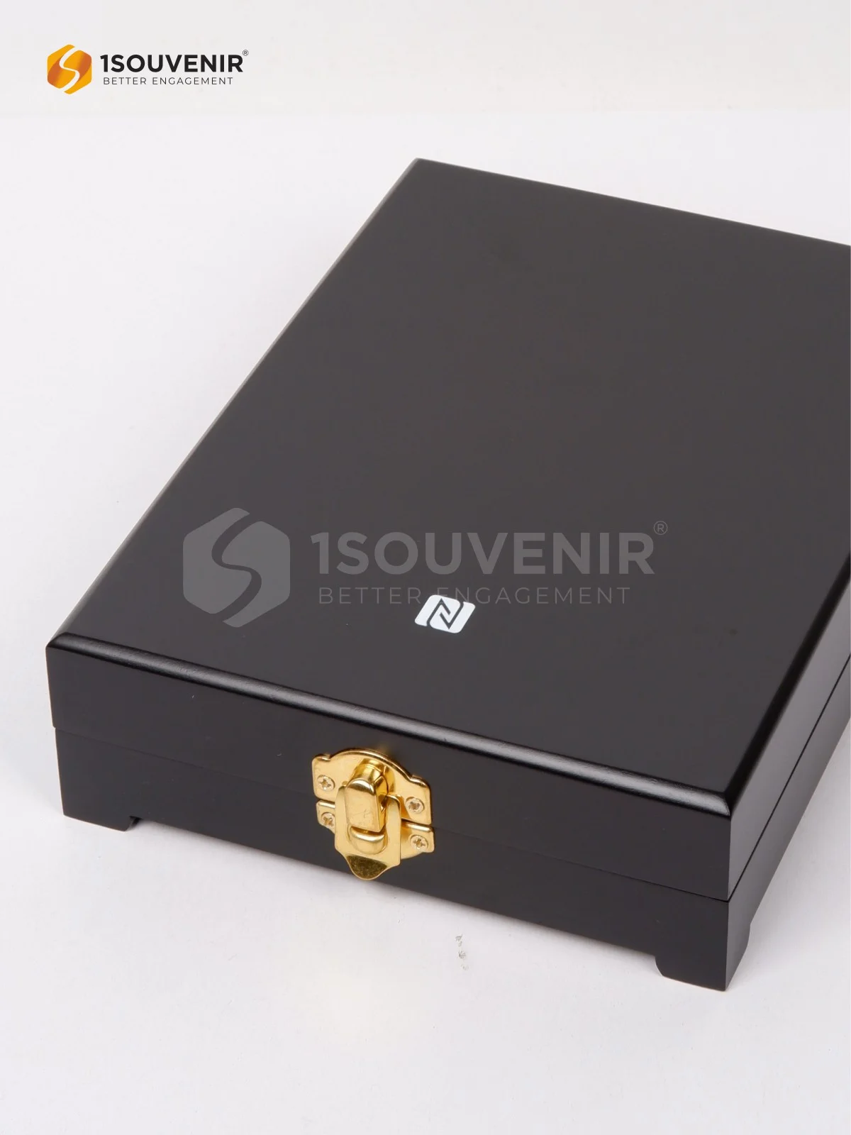 Plakat Kayu Kenang-kenangan dari Universitas Indonesia 3 DETAIL2-PK629 Plakat Kayu Universitas Indonesia