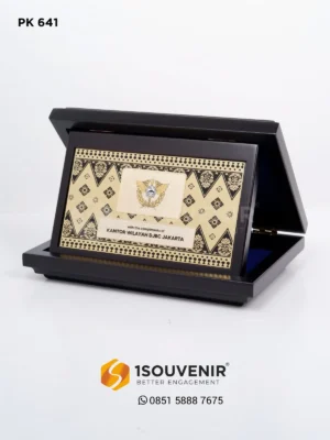 Plakat Kayu Kenang-kenangan dari Kantor Wilayah...