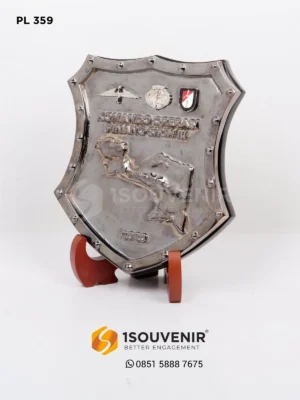 Plakat Logam Kenang-kenangan Komandan Operasi Pinang...