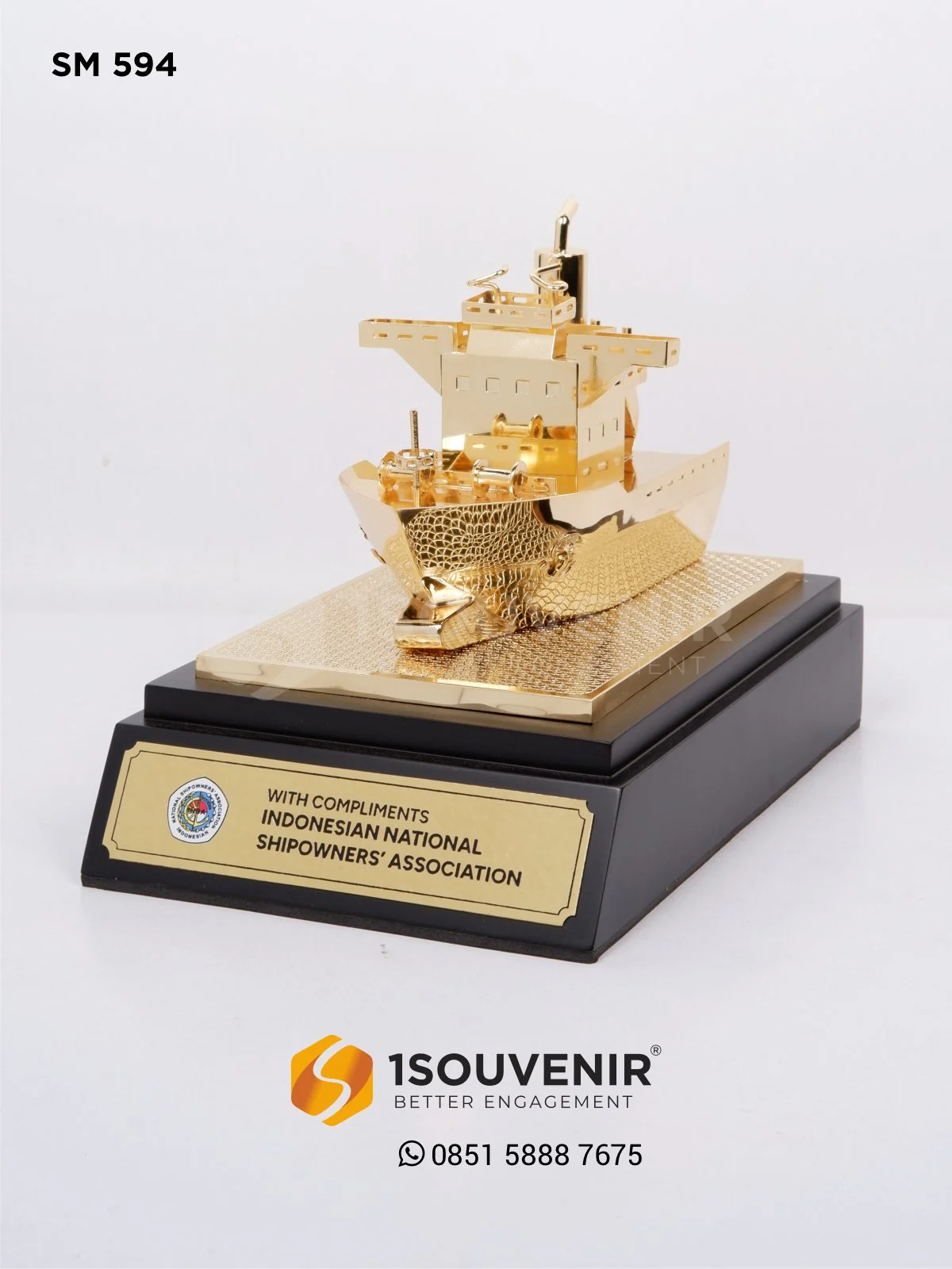 Miniatur Kapal Kenang-kenangan dari Indonesia National Shipowners Association 1 SM594 Miniatur Indonesia National Shipowners