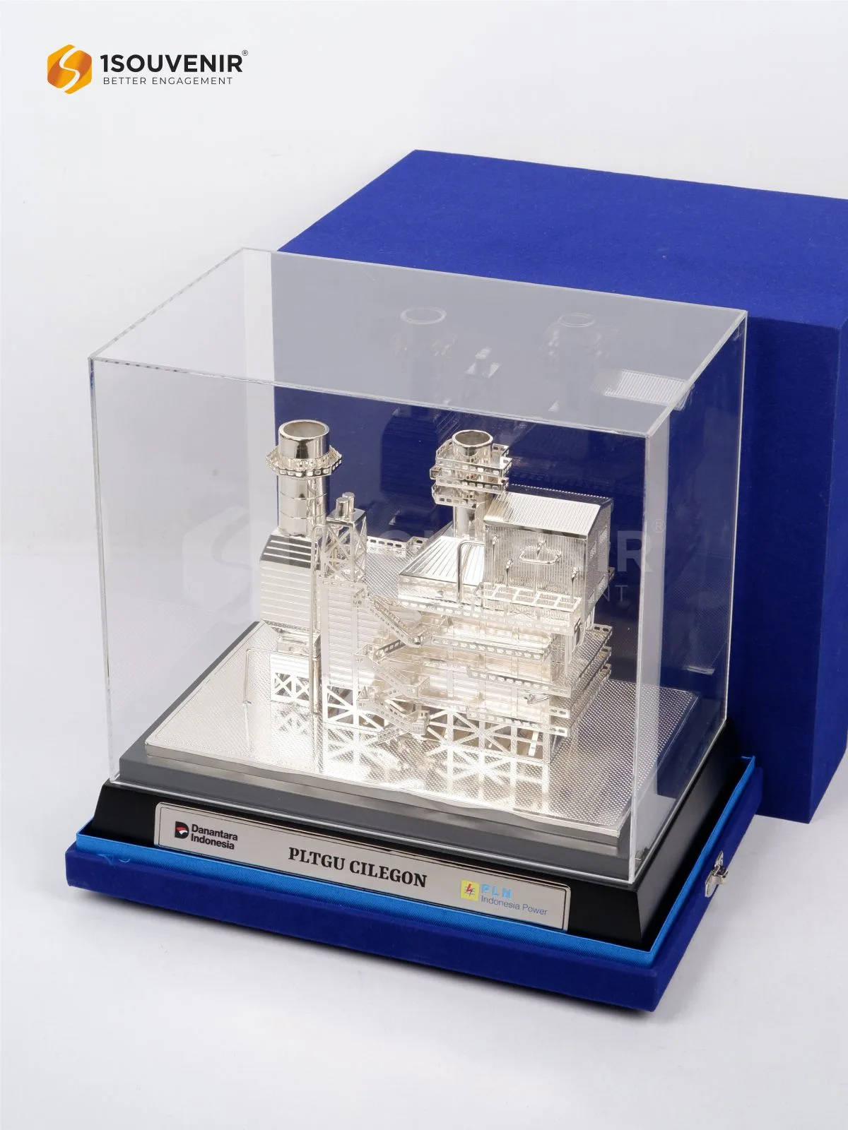 Miniatur PLTGU Cilegon Kenang-kenangan dari PT PLN Indonesia Power 3 DETAIL2-SM601 Miniatur PLTGU Cilegon