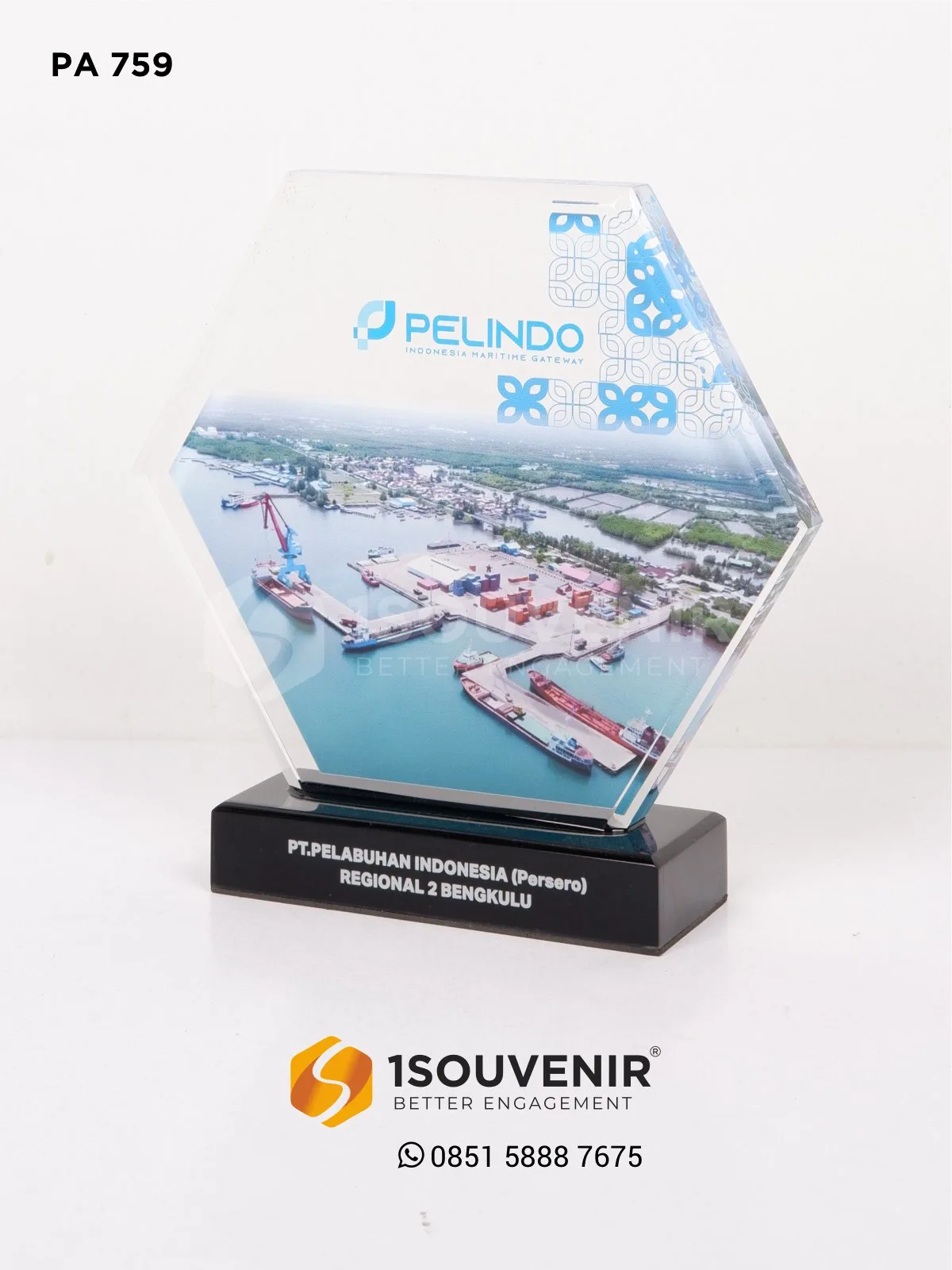 Plakat Akrilik Kenang-kenangan dari PT Pelabuhan Indonesia Regional 2 Bengkulu 1 PA759 Plakat Akrilik PT Pelabuhan Indonesia