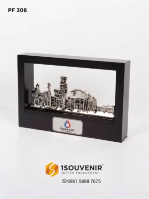 Plakat Frame Kenang-kenangan dari PT Badak...