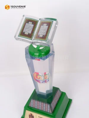 Piala Penghargaan Juara Umum MTQ...