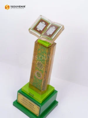 Piala Hafizh Terbaik PTPT Daarul...