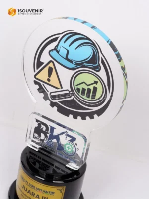 Plakat Akrilik Juara III Lomba...